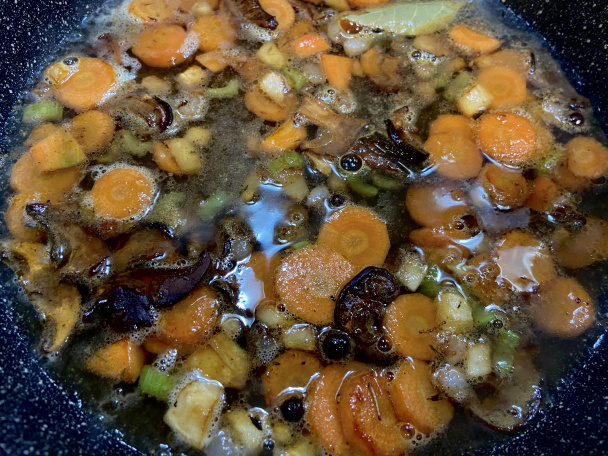 Diviačí chrbát s hubovo-zeleninovou omáčkou (fotorecept) - obrázok 4