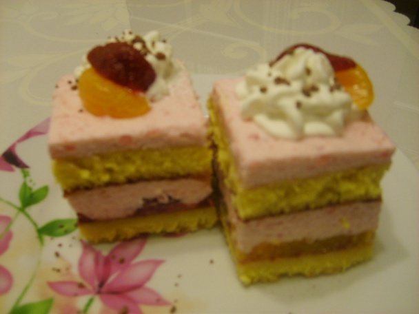 Šťavnatý ovocný koláčik :-) - obrázok 2