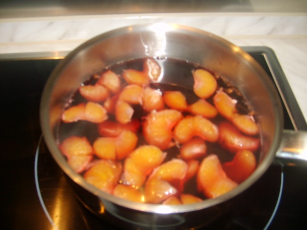 Varené vínko s mandarínkami - obrázok 1