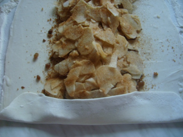 Jablkový závin so strúhaným perníkom (fotorecept) - obrázok 3