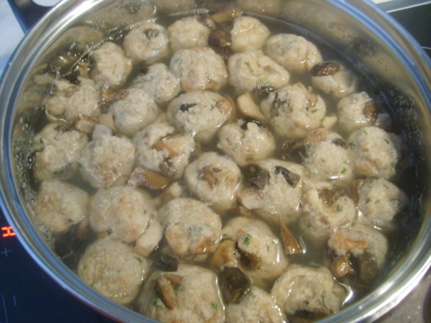 Hubové knedličky do polievky (fotorecept) - obrázok 4