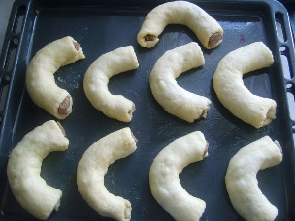 Kysnuté orechové rožky - obrázok 1