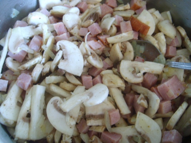 Zapekané cestoviny s kyslou kapustou a údeným mäskom (fotorecept) - obrázok 2