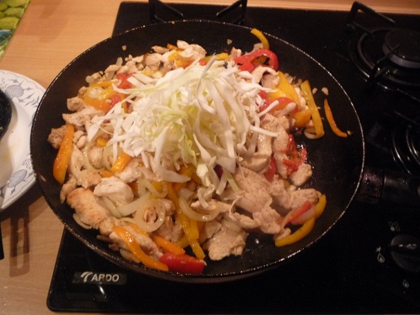 Chicken stir fry - kuracie prsia so zeleninou - obrázok 7