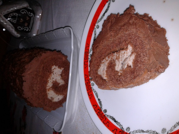 Vianočné poleno s gaštanovým krémom - obrázok 4