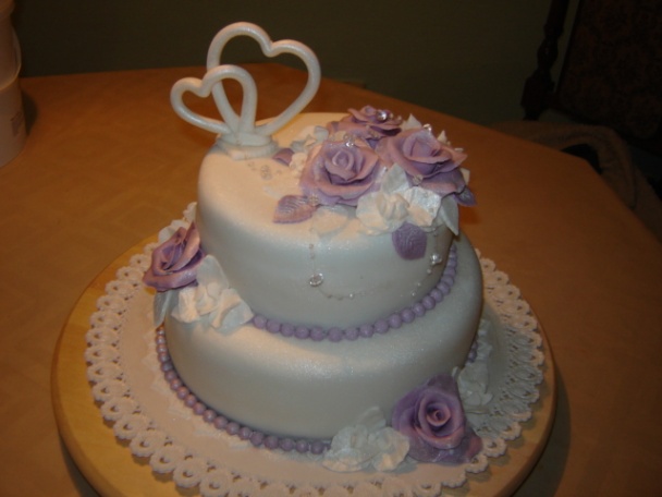 Svadobná torta vo fialovom - obrázok 4