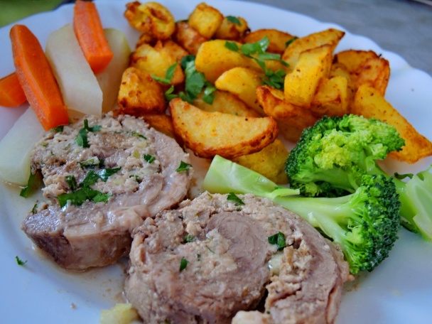 Plnené jahňacie pliecko so zeleninou a zemiakmi (fotorecept) - obrázok 6