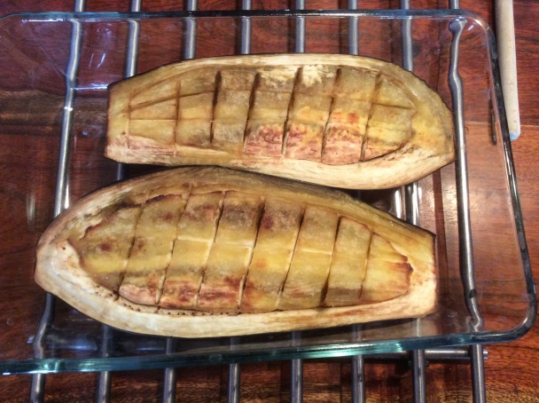 Baklažán plnený quinoou a hubami shimeji (fotorecept) - obrázok 1