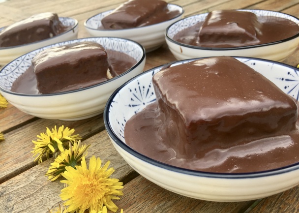 Piškótové rezy v pudingu - obrázok 7