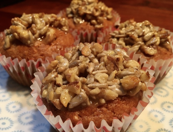 Orechovo-slnečnicové muffiny s medom a kardamómom (fotorecept) - obrázok 6