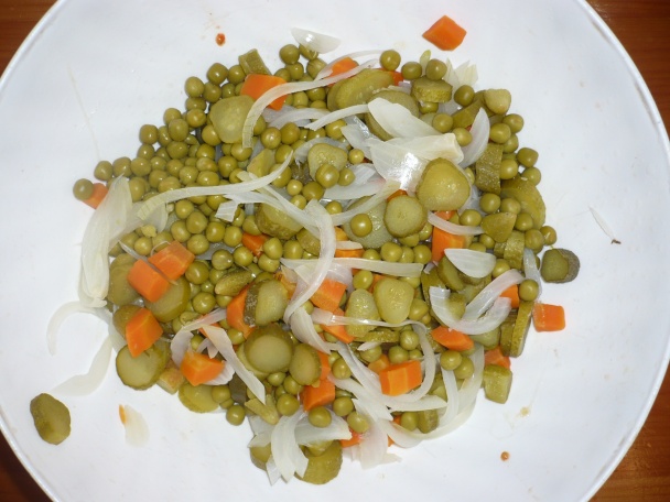 Falošný zemiakový šalát zo zeleru (fotorecept) - obrázok 1