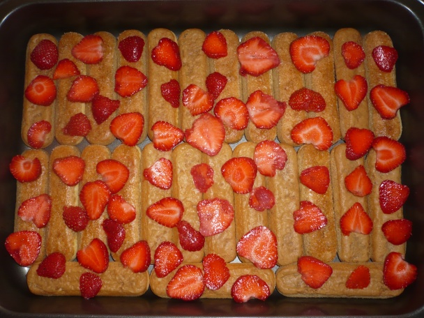 Jahodové falošné tiramisu (fotorecept) - obrázok 5