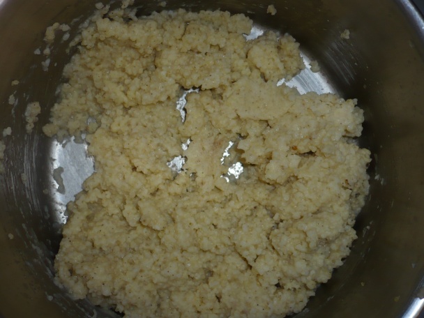 Varené pšeno s orechmi, sušenými slivkami a medom (fotorecept) - obrázok 1