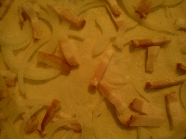 Plnené kysnuté rožky na slano (fotorecept) - obrázok 5