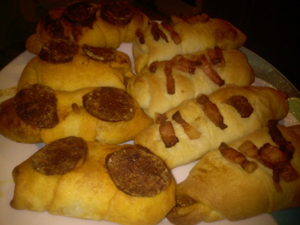 Plnené kysnuté rožky na slano (fotorecept) - obrázok 7