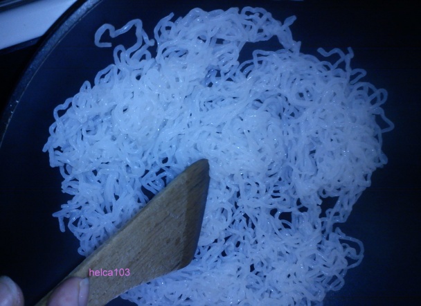 Shirataki s paradajkovou omáčkou (fotorecept) - obrázok 5