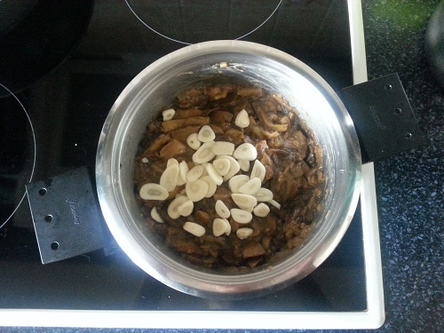 Koláč z lesných húb - obrázok 2