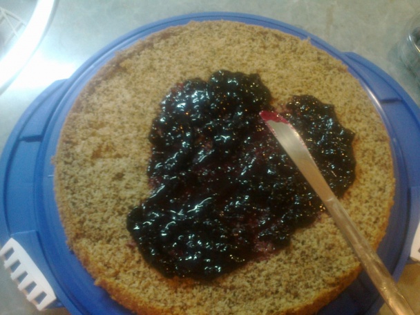 Čokoládovo-čučoriedková torta (fotorecept) - obrázok 14