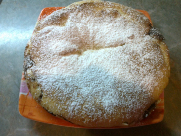 Krehký maslový závin s čokoládovou plnkou a hroznom (fotorecept) - obrázok 10