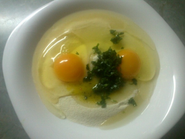 Krémová paradajkovo-zeleninová polievka s bazalkovými haluškami (fotorecept) - obrázok 2