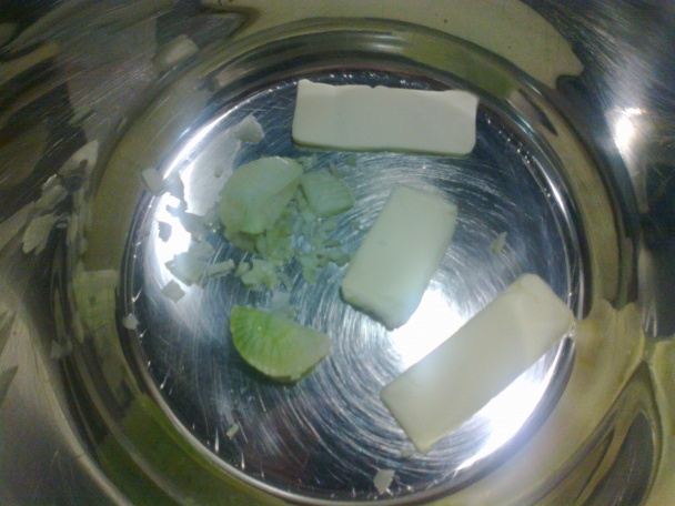 Krémová paradajkovo-zeleninová polievka s bazalkovými haluškami (fotorecept) - obrázok 4