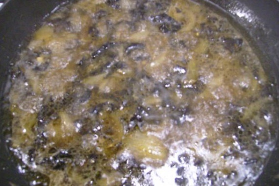 Voňavá krkovička s hubami - obrázok 11