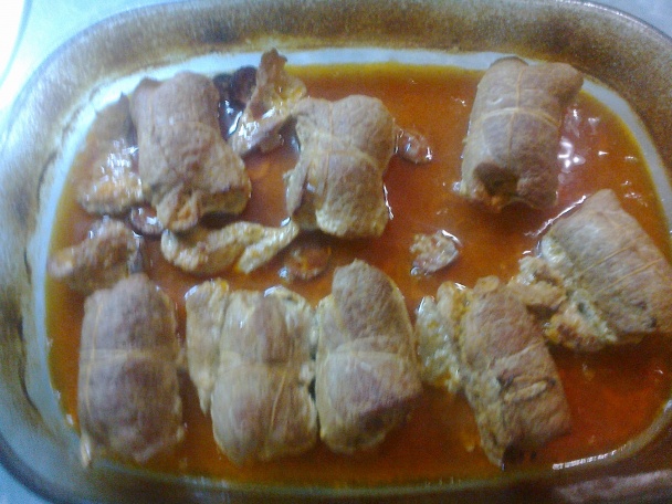 Pikantné bravčové závitky s klobásou (fotorecept) - obrázok 8