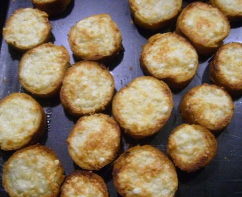 Antichripkačka - Cesnaková krémová polievka s nivovo-cesnakovými krutónmi (fotorecept) - obrázok 8