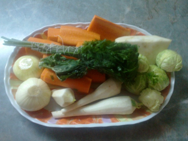 Kuracia polievka s pečeňovo-hríbovými knedličkami (fotorecept) - obrázok 3