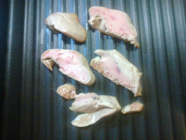 Kačacia pečeň s cibuľovými krúžkami a lokšovníkmi (fotorecept) - obrázok 8