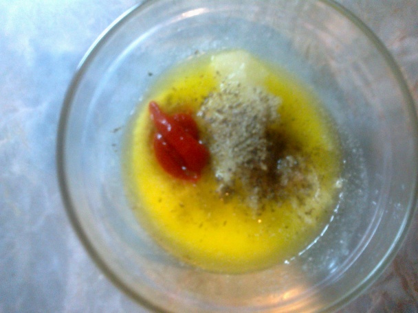 Pikantné bravčové steaky s cesnakovo-maslovou arómou (fotorecept) - obrázok 5