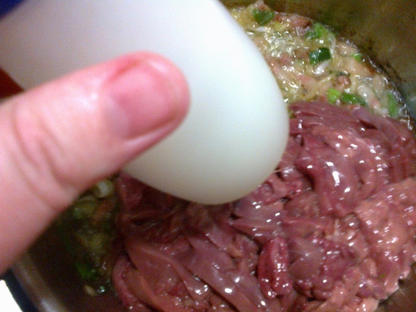 Kuracia pečeň na cibuli a slanine s krémovým zemiakovo-cibuľkovým pyré (fotorecept) - obrázok 5