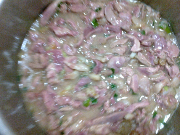 Kuracia pečeň na cibuli a slanine s krémovým zemiakovo-cibuľkovým pyré (fotorecept) - obrázok 6