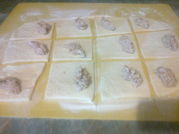 Božské buchty a oškvarkové roládky z jedného cesta - obrázok 17