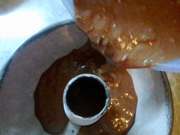 Šťavnatá bábovka zo špaldovej múky a semoliny so slivkami a tvarohom (fotorecept) - obrázok 11