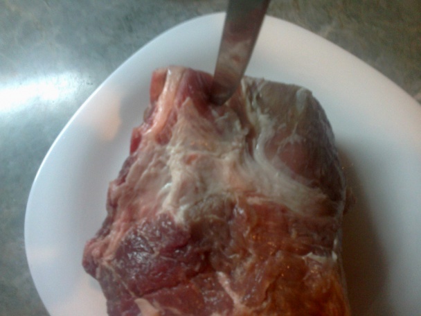 Strapatá marinovaná krkovička na cibuli a rozmaríne (fotorecept) - obrázok 2