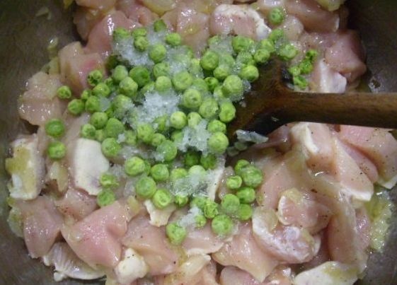 Kuracie kúsky so zeleninou v jemnej zeleninovo-smotanovej omáčke (fotorecept) - obrázok 5