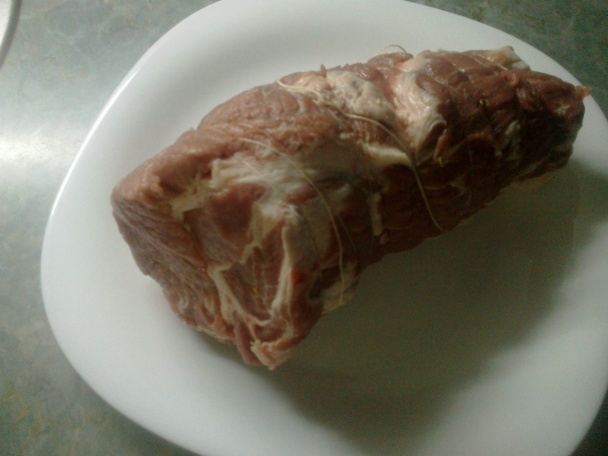 Dusená krkovička na cibuli, jablkách, chilli a rozmaríne (fotorecept) - obrázok 1