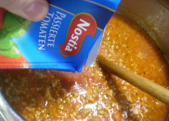 Penne s mäsovo-zeleninovou omáčkou (fotorecept) - obrázok 7