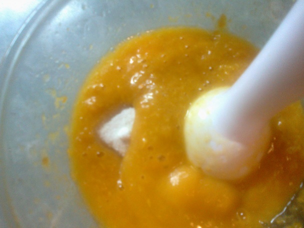 Šťavnatá mascarpone-marhuľová roláda (fotorecept) - obrázok 10