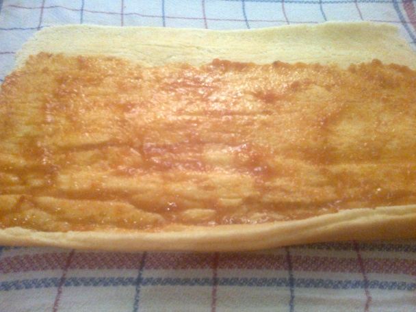 Šťavnatá mascarpone-marhuľová roláda (fotorecept) - obrázok 16