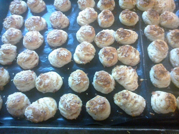 Pagáčiky à la bryndzové halušky zo zemiakovo-smotanového cesta (fotorecept) - obrázok 17