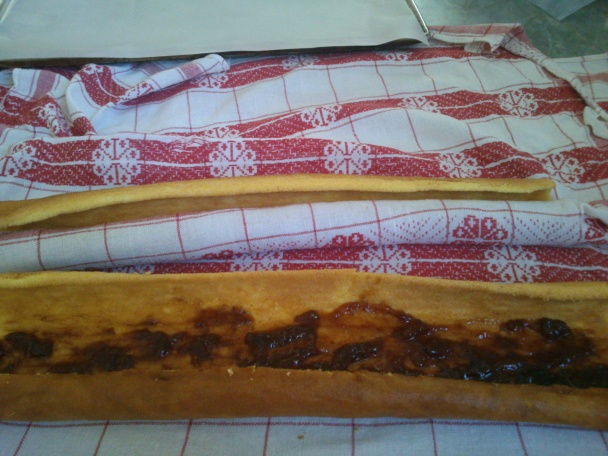 Jahodová torta s mascarpone-banánovým krémom (fotorecept) - obrázok 2