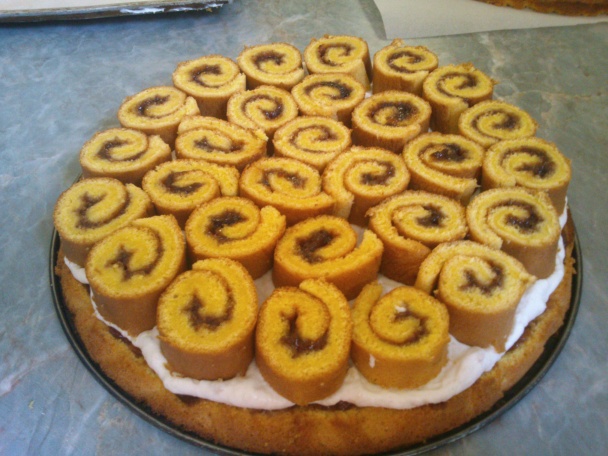 Jahodová torta s mascarpone-banánovým krémom (fotorecept) - obrázok 9