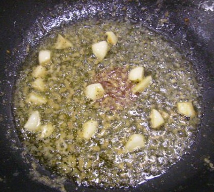 Smotanovo-hubové cestoviny s kuracím mäsom (fotorecept) - obrázok 5