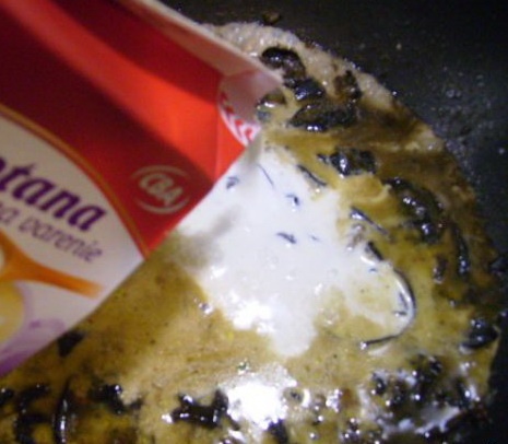 Smotanovo-hubové cestoviny s kuracím mäsom (fotorecept) - obrázok 12