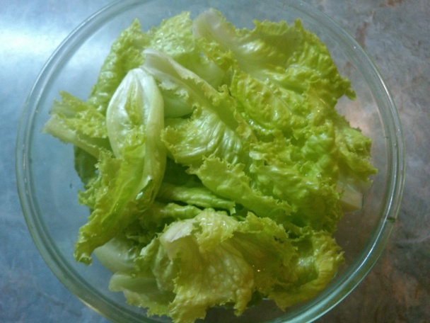 Šalátovka s novými zemiakmi a stratenými vajíčkami (fotorecept) - obrázok 2