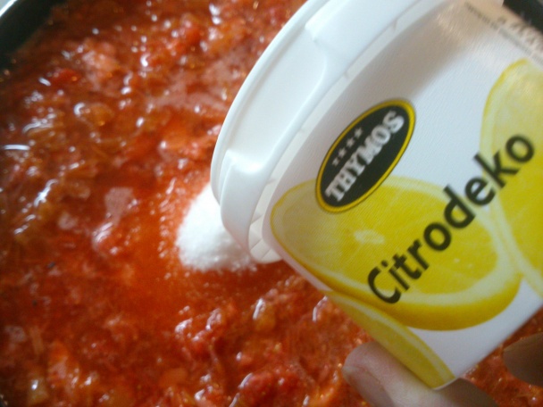 Hustý jahodový sirup s rebarborou a vanilkou (fotorecept) - obrázok 8
