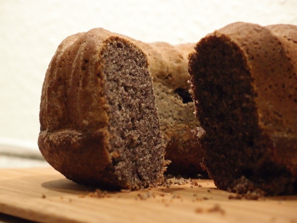 Maková bábovka s jogurtom - obrázok 4