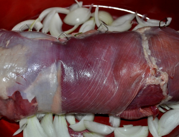 Rolované stehno so špenátom a orechmi (fotorecept) - obrázok 4